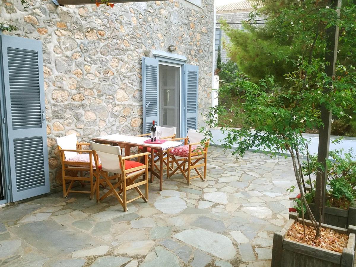 Pine Trees&Sea View Houses in Hydra - Daphne, Chloe, Myrto Exterior foto