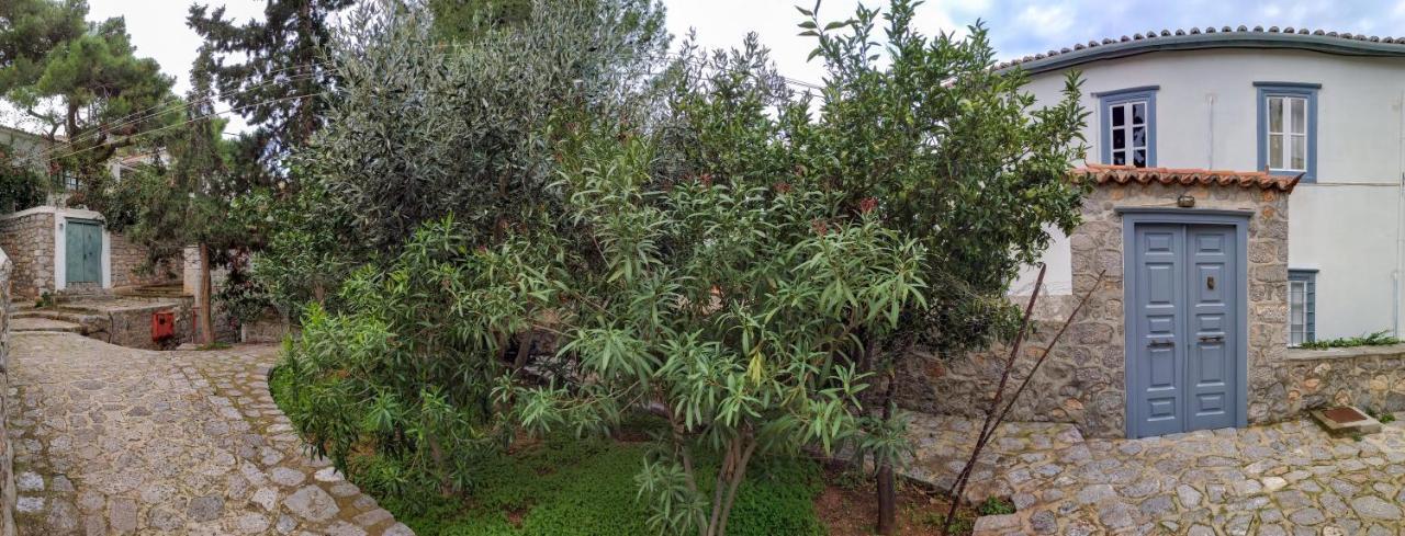 Pine Trees&Sea View Houses in Hydra - Daphne, Chloe, Myrto Exterior foto