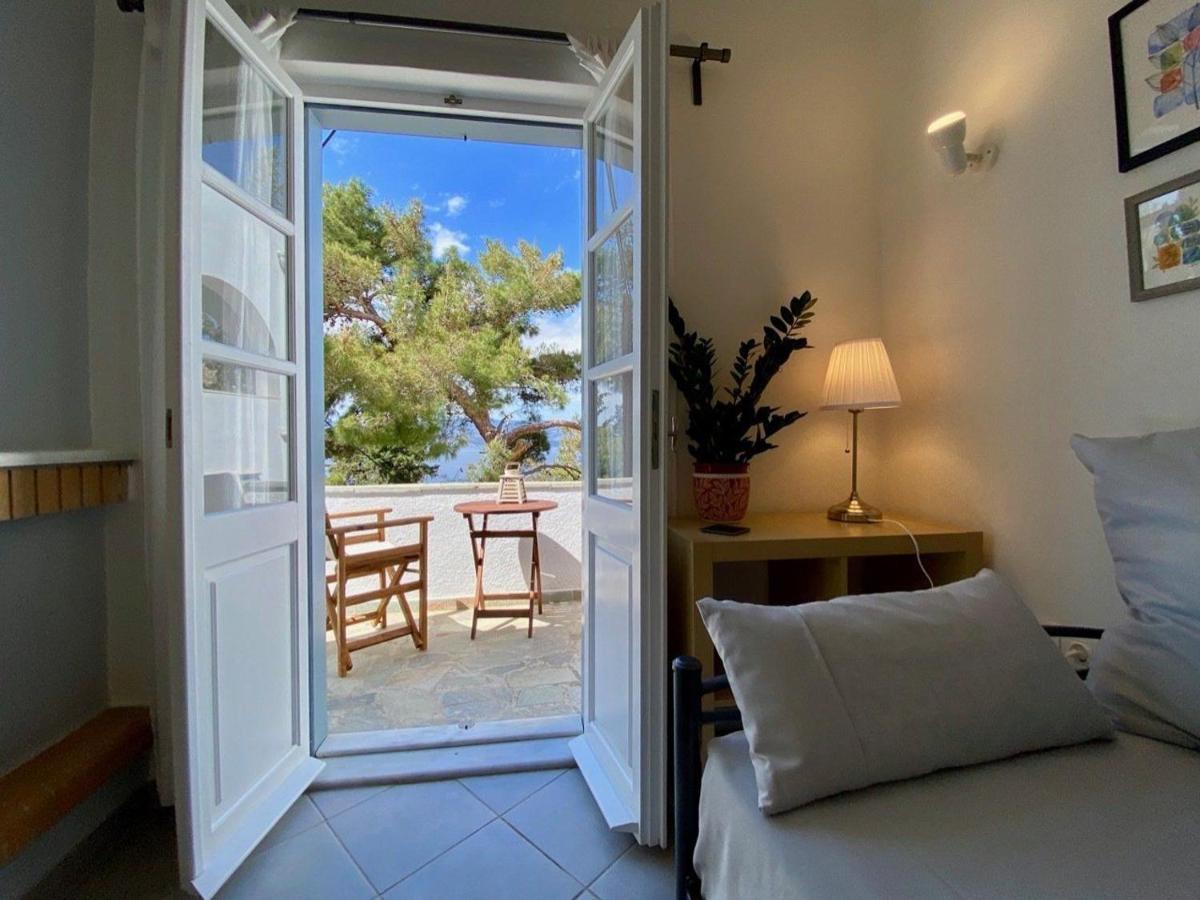 Pine Trees&Sea View Houses in Hydra - Daphne, Chloe, Myrto Exterior foto