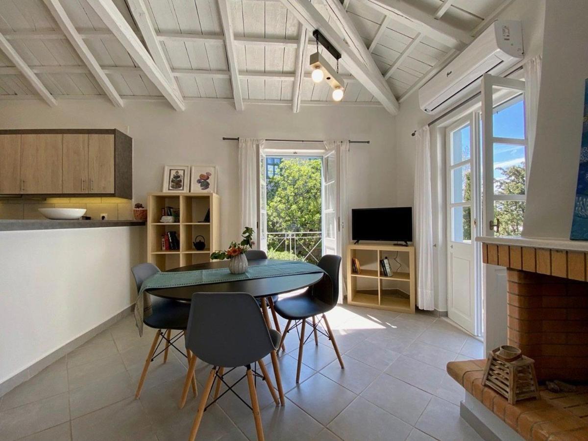 Pine Trees&Sea View Houses in Hydra - Daphne, Chloe, Myrto Exterior foto