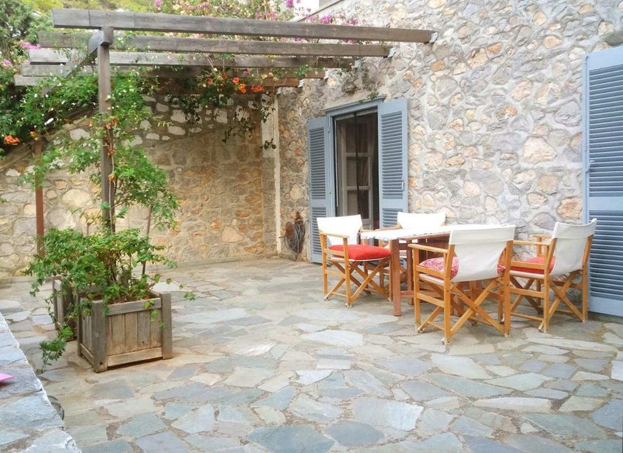 Pine Trees&Sea View Houses in Hydra - Daphne, Chloe, Myrto Exterior foto
